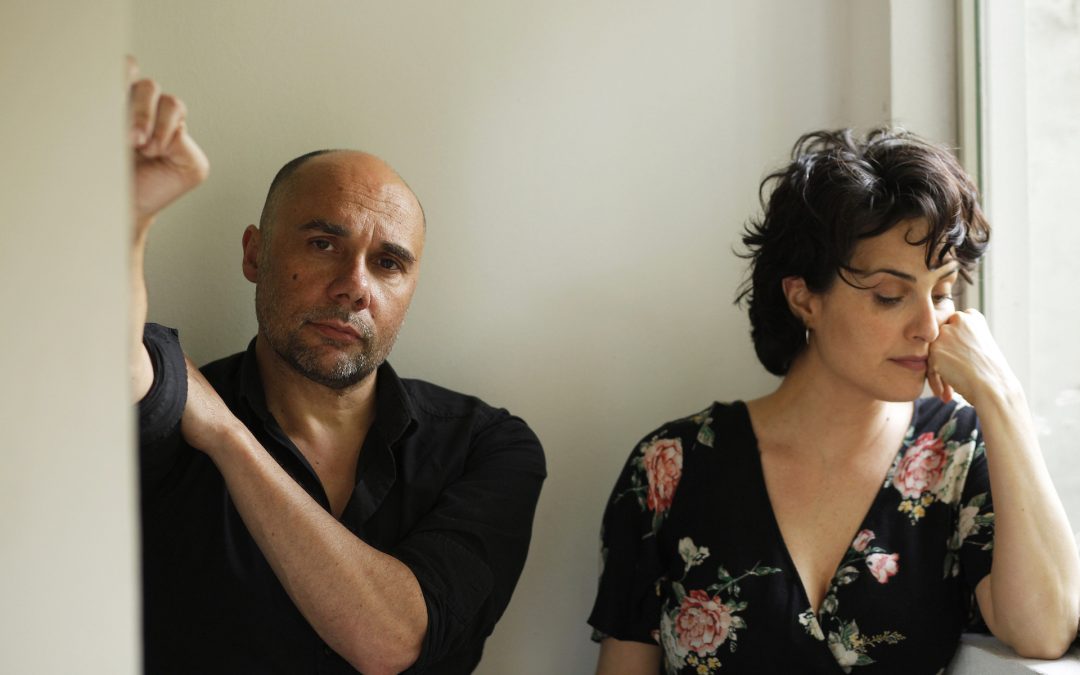 Julieta Díaz y Diego Presa presentan sus canciones en vivo.